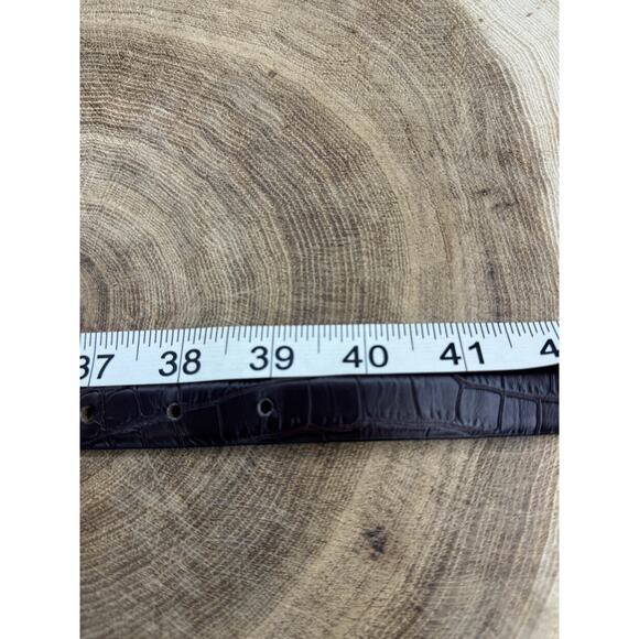 Men’s Reversible Alligator Pattern Dress Belt - (Size Medium) Black & Brown - Picture 14 of 16